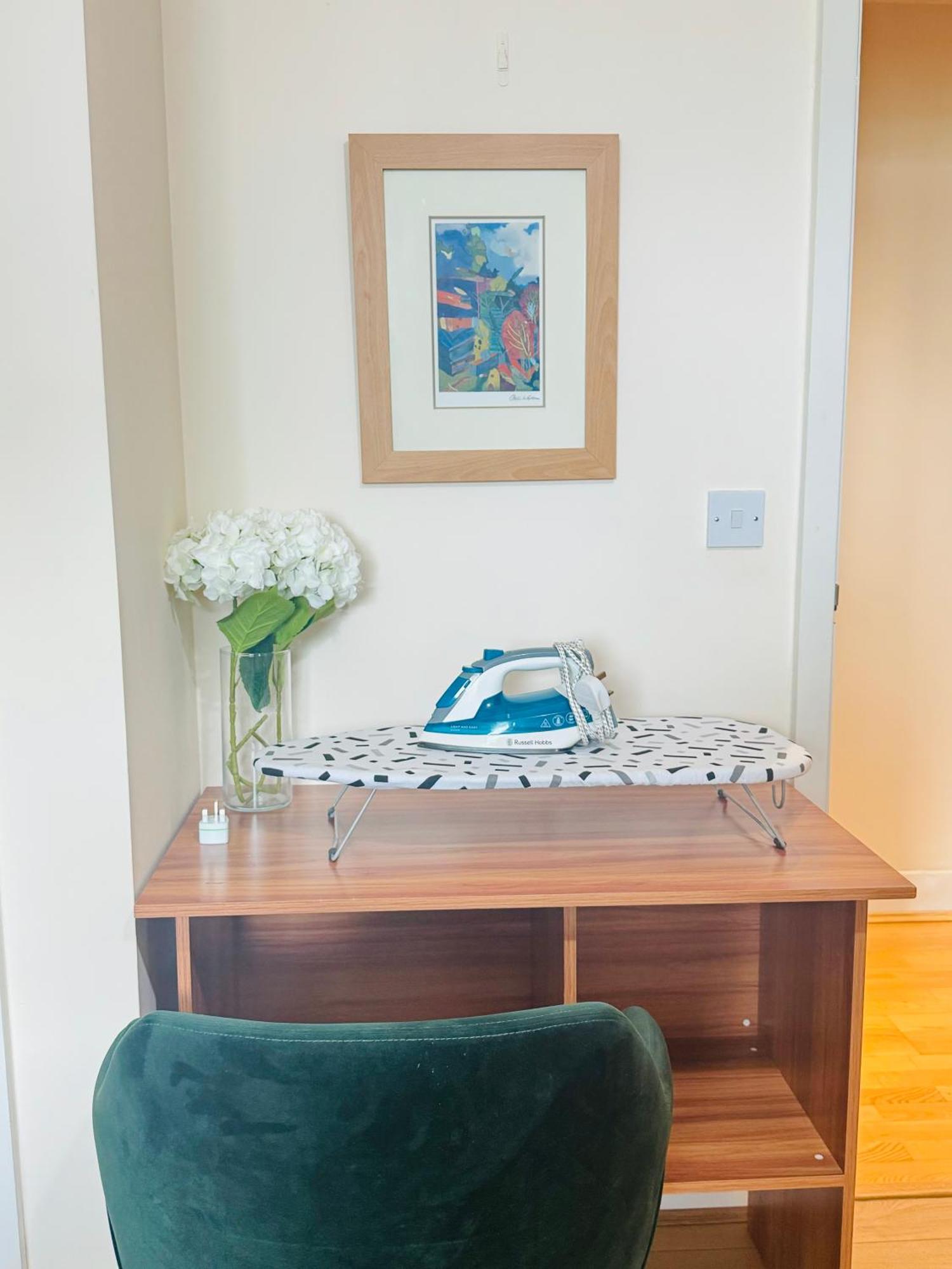 Modern 2bed 2bath Canary Wharf - Upto 5 Person Appartamento Londra